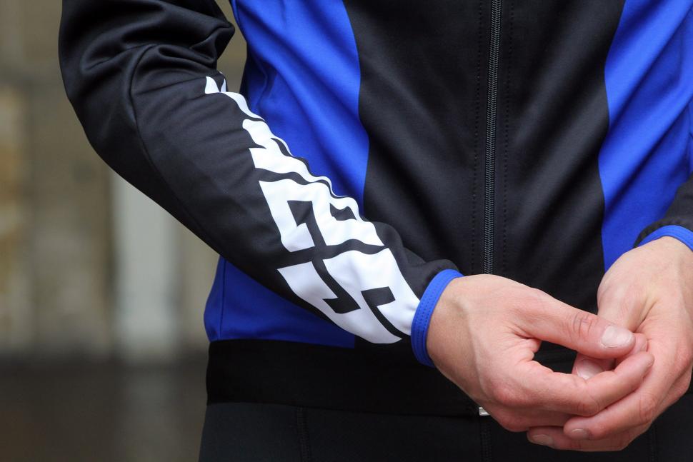 Review: Santini Fluke Thermofleece LS Jersey | road.cc